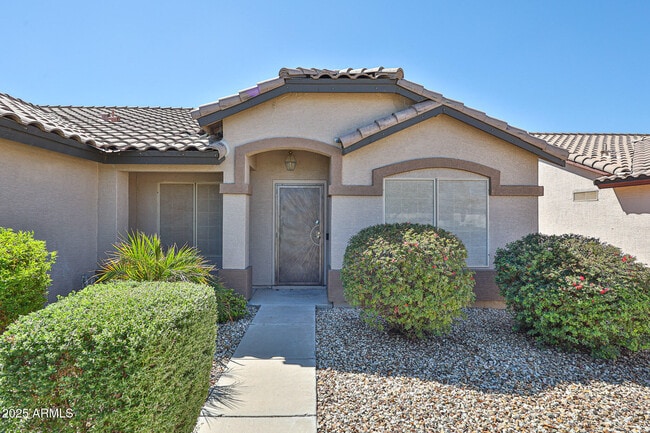 Building Photo - 13337 W Cottonwood St Rental