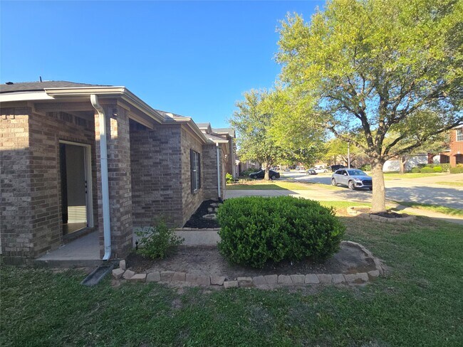 Photo - 6702 Castle Terrace Ct