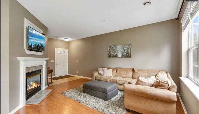 Photo - 5100 Holly Ln N