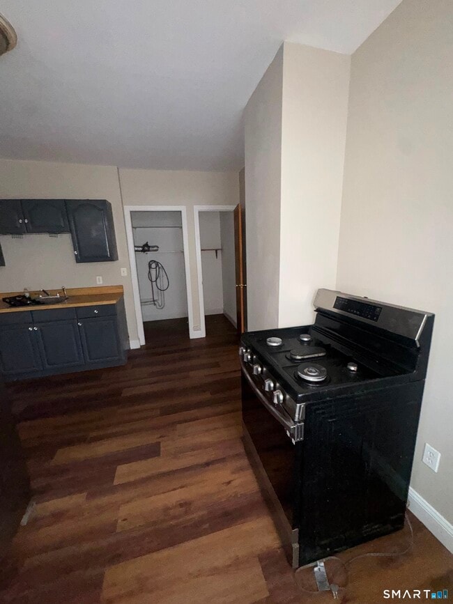 102 Lindley St Unidad 2nd