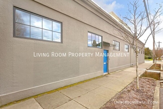 1600 SE Division St