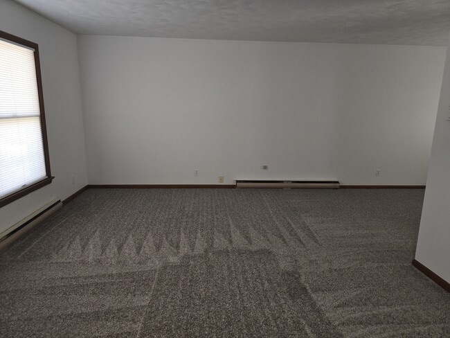 Photo - 193 S Quentin Rd