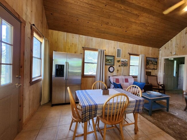 Photo - 155 Downing Rd