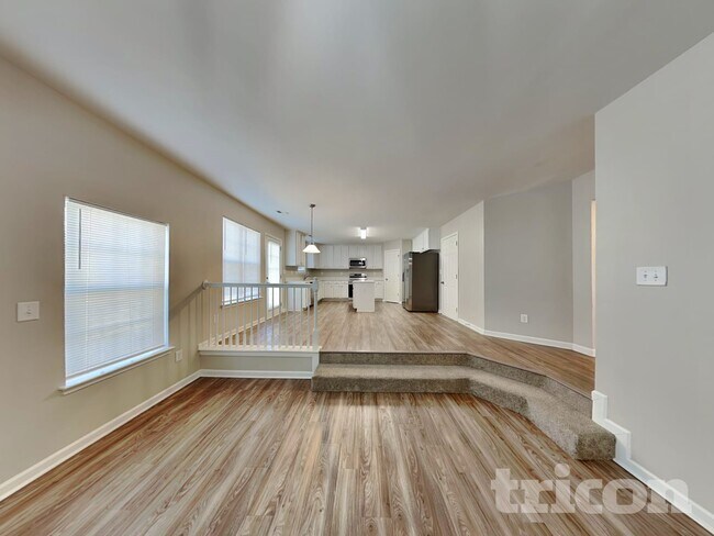 Photo - 303 Glennallen Rd