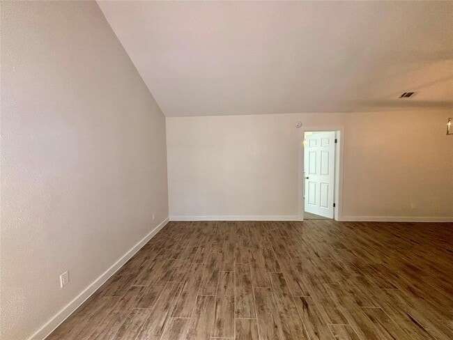 Photo - 4603 Brown Bark Pl