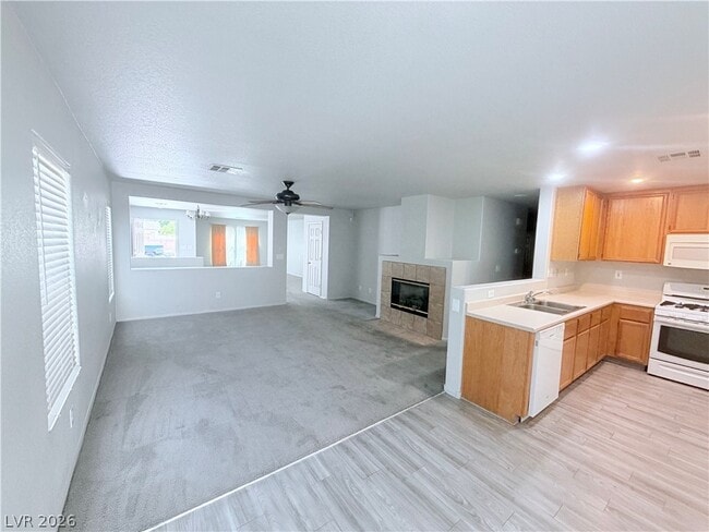 Photo - 8228 N Corset Creek St