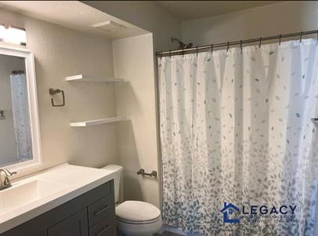 Photo - Carefree living! Unidad 206