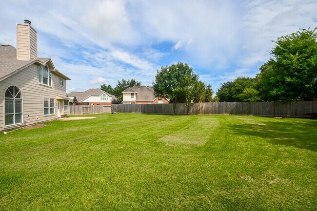 Photo - 5523 Poundstone Ct