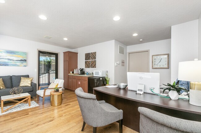 Quail Creek Leasing Office