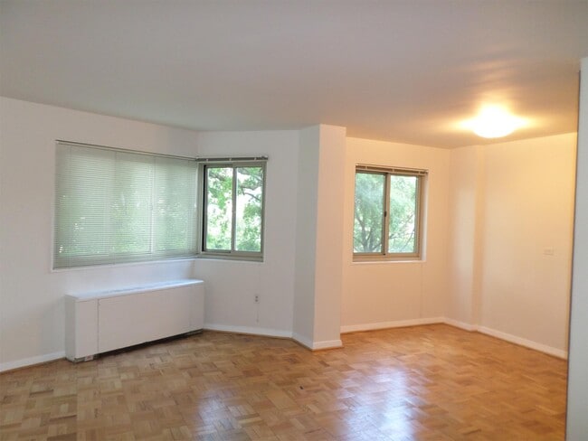 Photo - 4600 Connecticut Ave NW