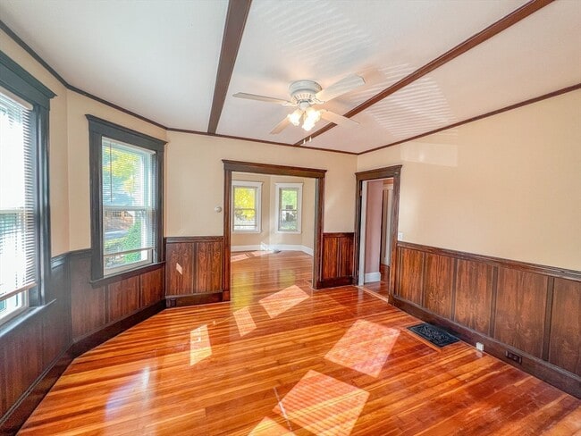 Photo - 263 Waverley St Unit 1