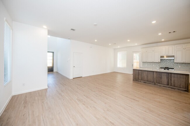 Photo - 27035 Flower Isle Ln