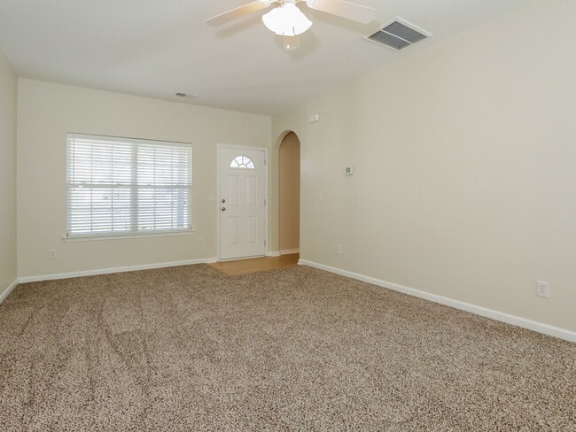 Photo - 3043 Clover Rd NW