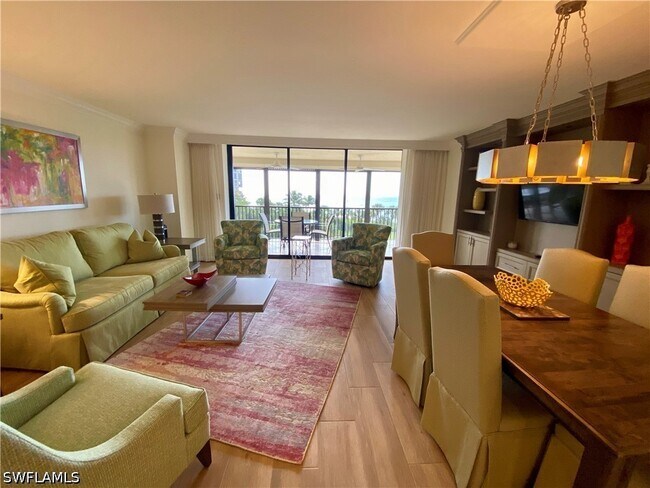 10851 Gulf Shore Dr Unit 303
