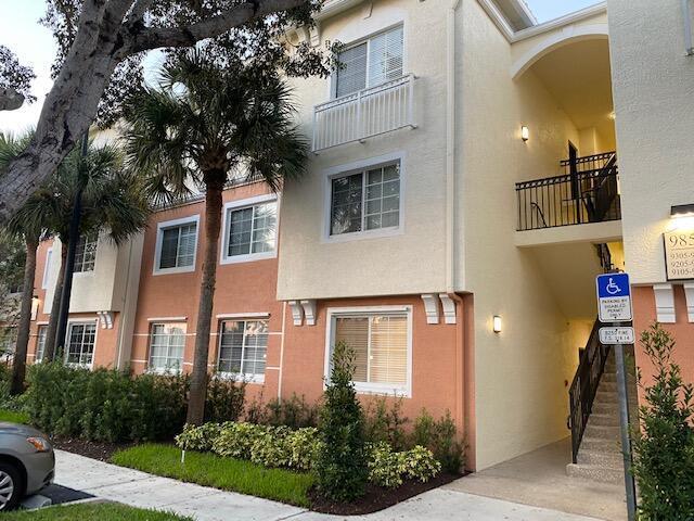 Building Photo - 9857 Baywinds Blvd Unit 9105