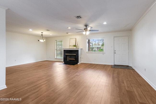 Photo - 412 Normandy Rd