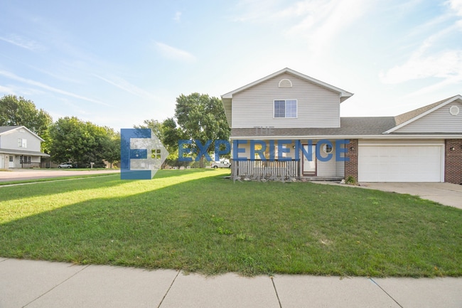 1600 S Campbell Trail
