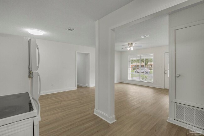 Photo - 7810 Amberidge Rd