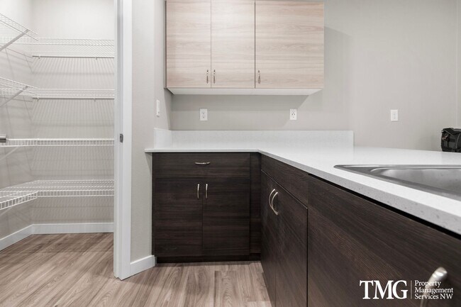 Photo - Waterford Terrace Apartments