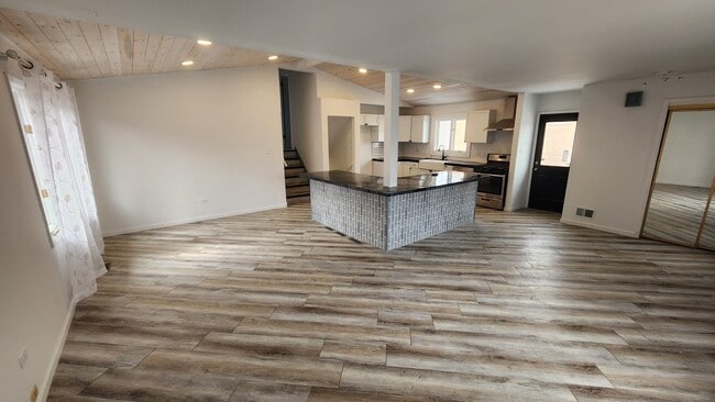 Photo - 638 Calhoun Ave