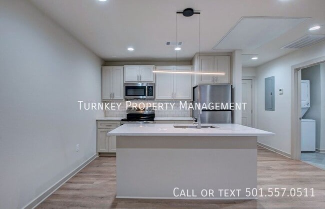 Photo - 915 North Street