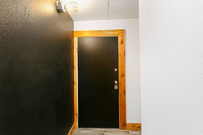 Photo - 5420 S Tacoma Way Unit 2