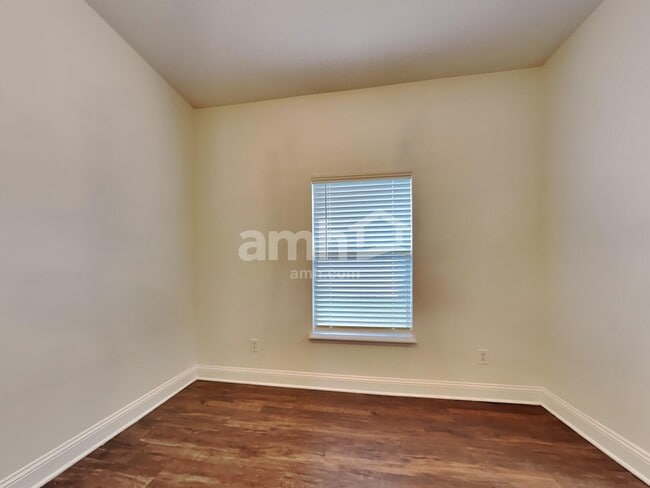 Photo - 2510 Victoria Point Dr