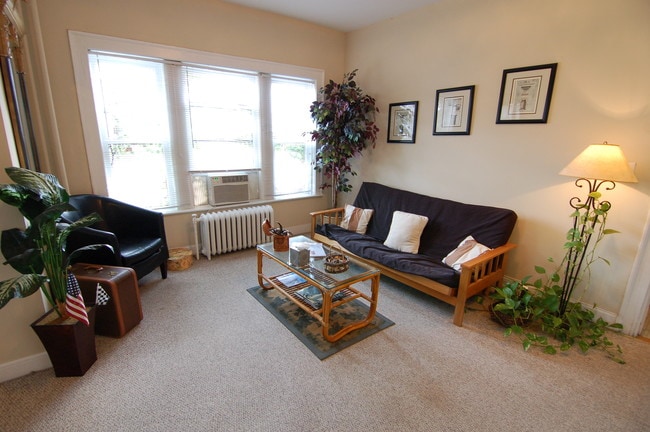 Photo - Victoria Apartments