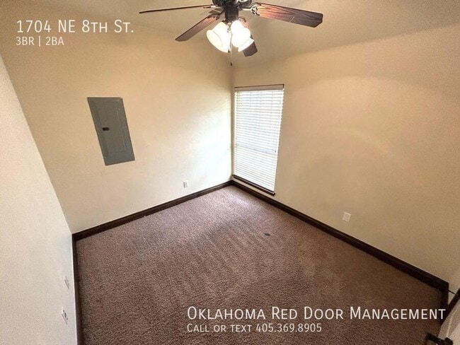 Photo - 1704 NE 8th St