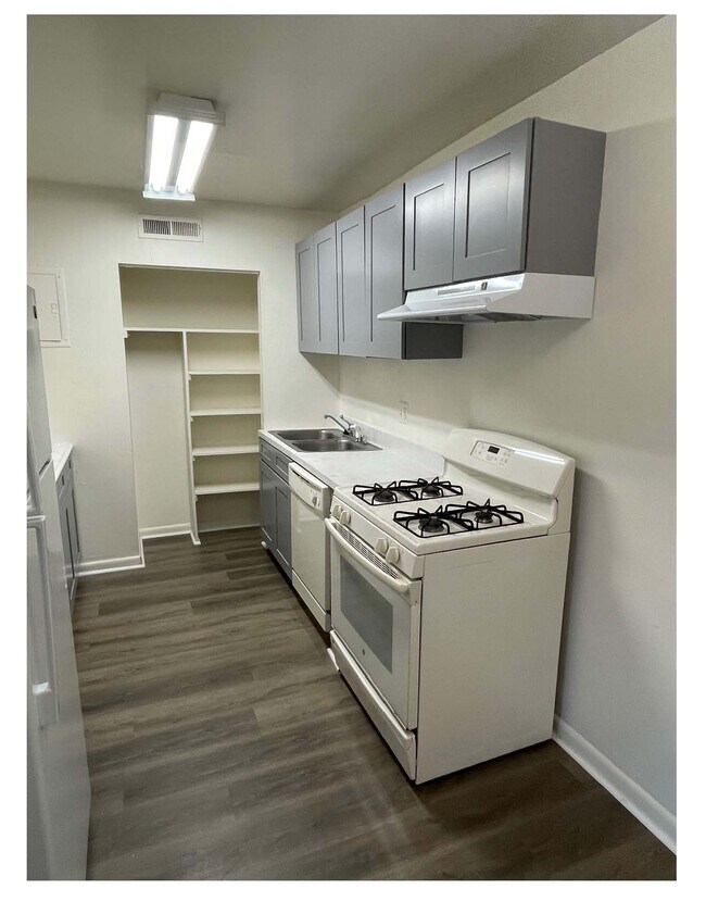 Forest Lake Apartments