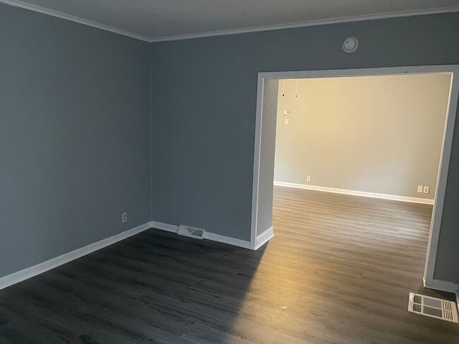 Photo - 2257 S 10th St