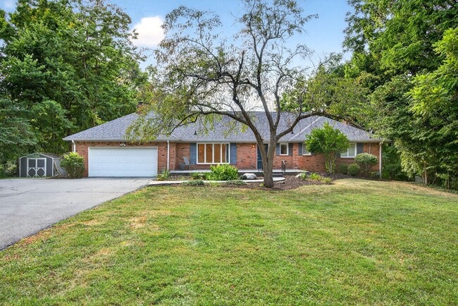 Building Photo - Beautiful, one of a kind property on four ... Rental