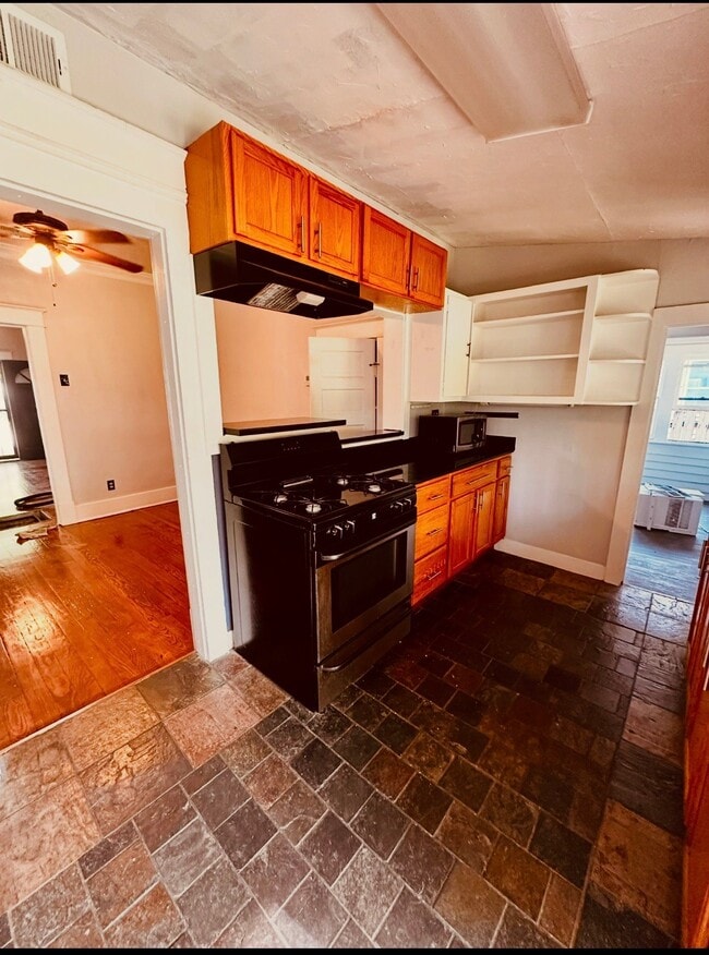 Photo - 1047 Fleece Pl