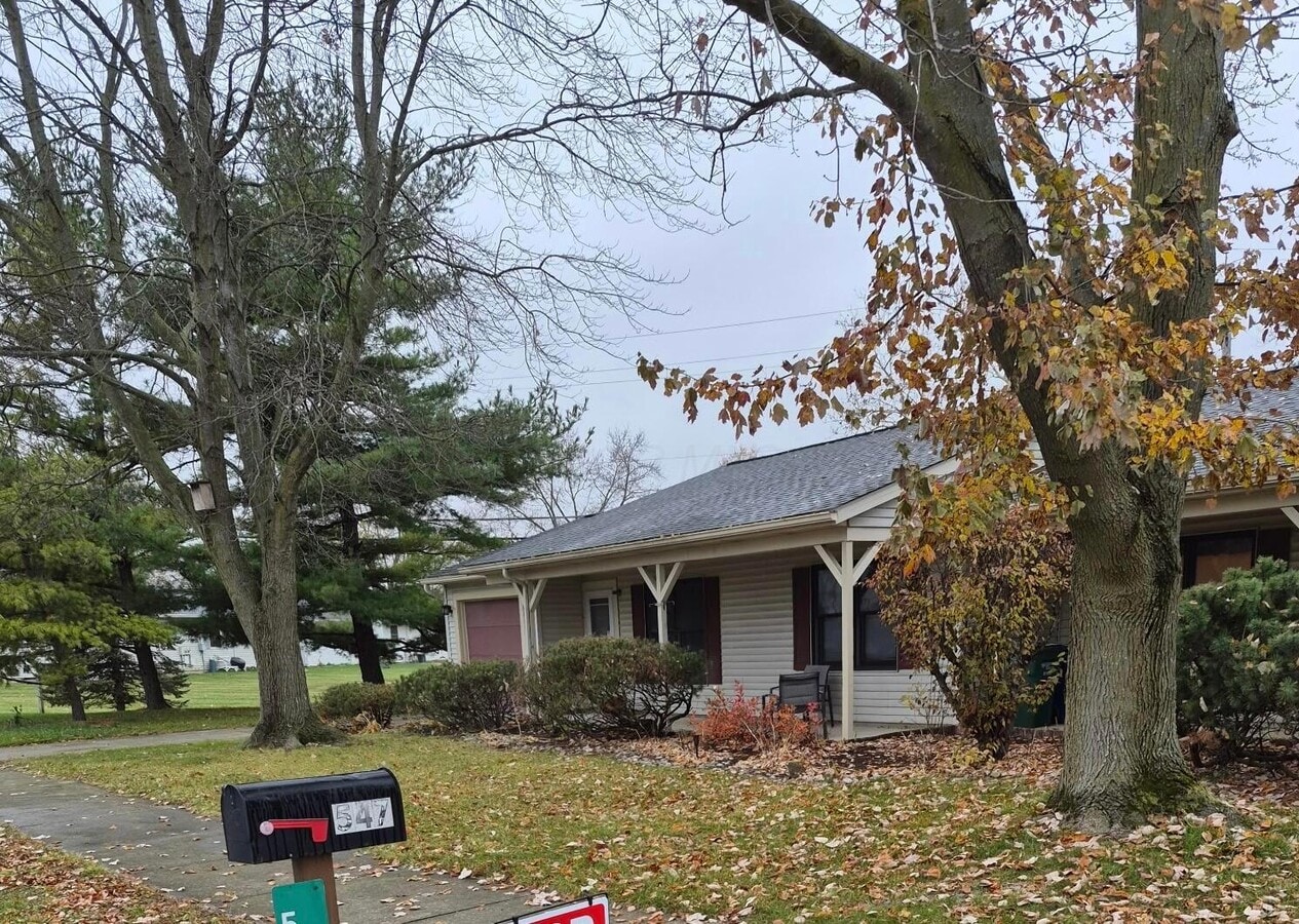 Photo - 545 Executive Blvd