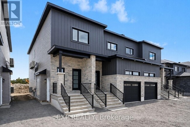 Photo - 480 Falcon Ln