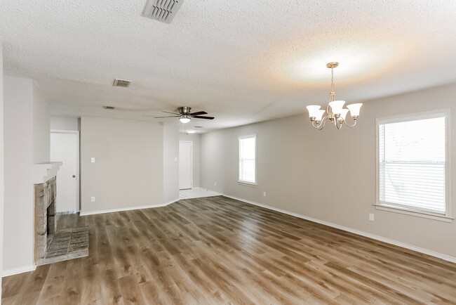 Photo - 1032 Bannack Dr