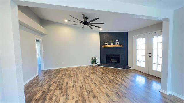 Photo - 1902 La Fontaine Ln