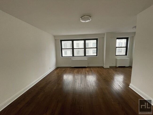 Building Photo - E 88th St Unit 15C