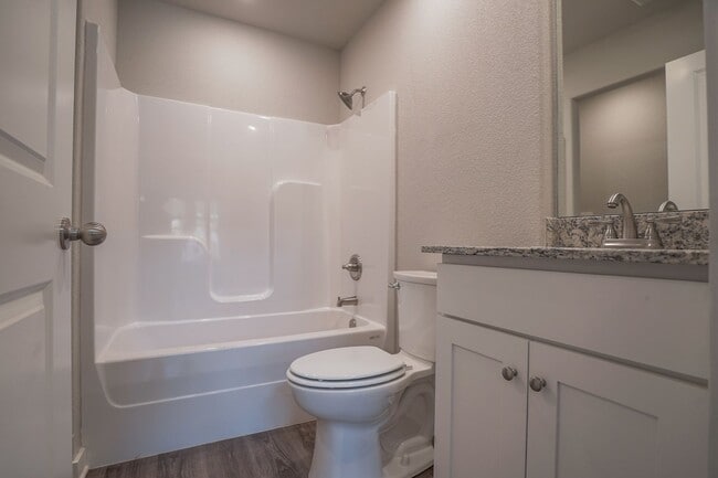 Photo - Cozy 2 bedroom 2 bath home!