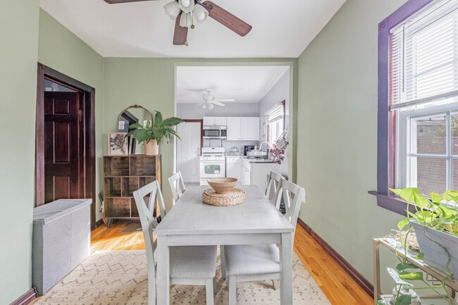 Photo - 5421 S Mulligan Ave