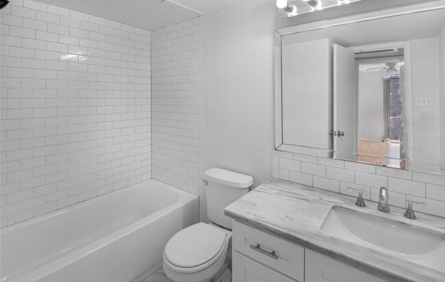 Photo - 4631 Wild Indigo St Unit 574
