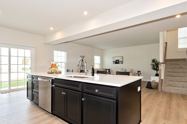 Photo - 1241 Neuway Ln