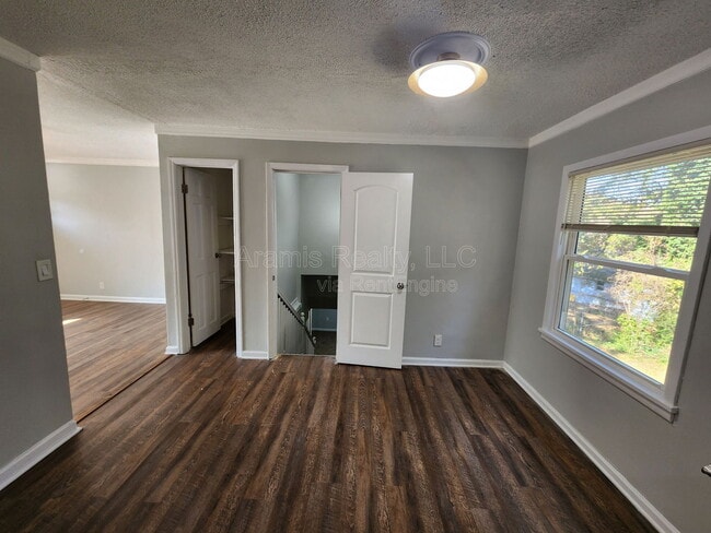 Photo - 245 Argus Cir NW