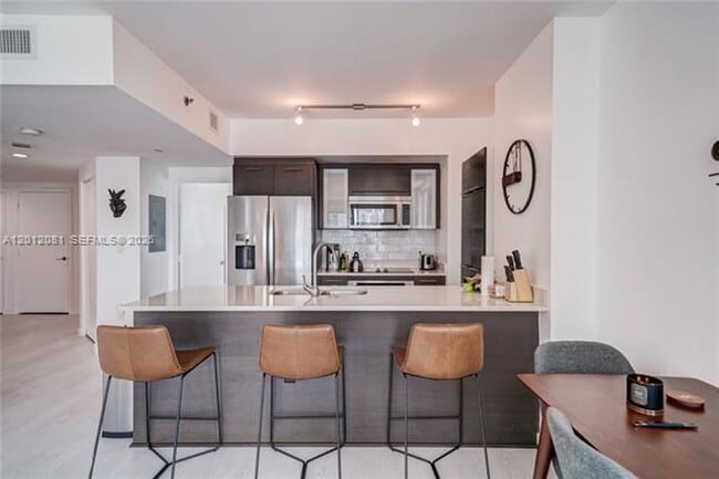 Photo - 500 Brickell Ave Unidad 500 Brickell Ave # 3807