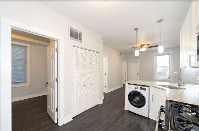 Photo - 1433 N Cleaver St Unidad 3R