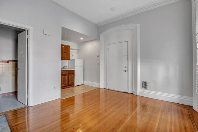 Photo - 42 Trumbull Street