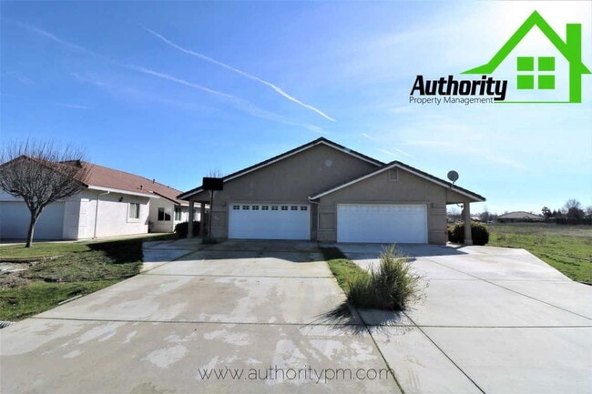 Building Photo - 22371 Rio Alto Dr Rental