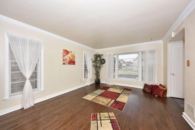 Photo - 3806 N 52nd St Unit 3806A Lower