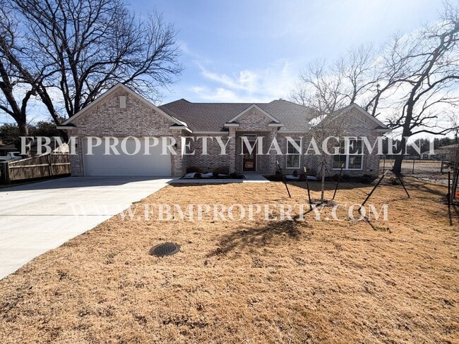 Building Photo - 903 Sunrise Ave