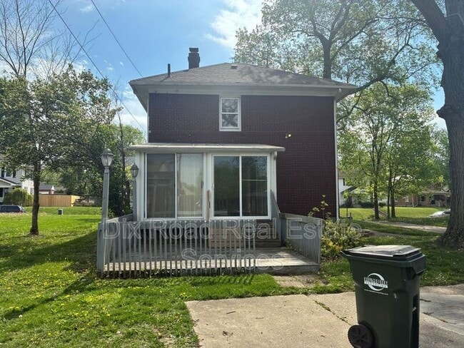 Photo - 504 Highland St